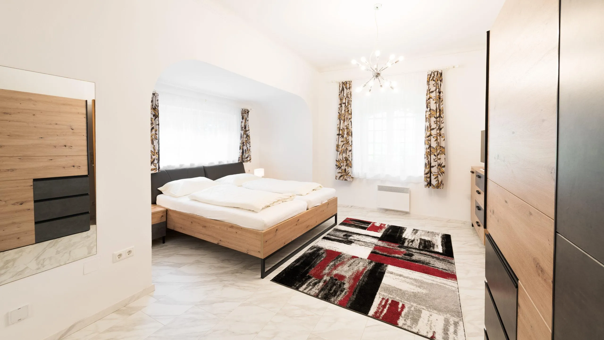 Barrierefreie Ferienwohnung Parkvilla des Strandhotel Orchidee am Klopeiner See Kärnten.