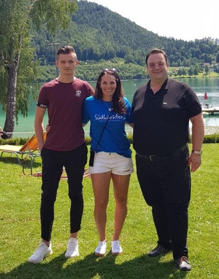 Christina Ackermann - Deutsche Weltcup Skirennläuferin und Jugendweltmeisterin im Slalom zu Gast im barrierefreien Strandhotel der Inklusion Orchidee am Klopeiner See Südkärnten